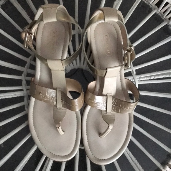 Coach gold and beige wedge sandals - Picture 3 of 4